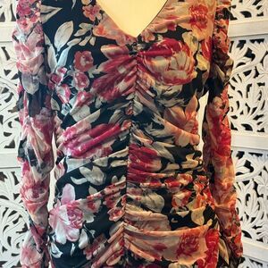 White House Black Market Black and Red Floral Blouse Sz L
